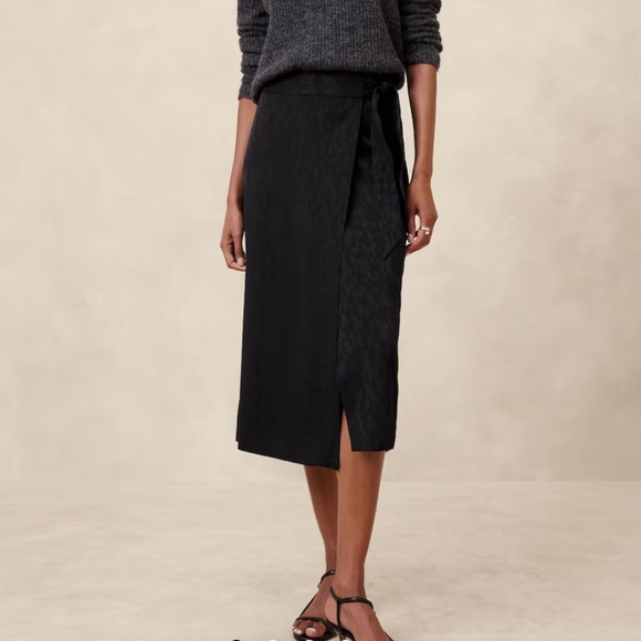 Banana Republic Black Jacquard Wrap Cheetah Animal Print Midi Pareo Skirt Medium - Picture 1 of 15